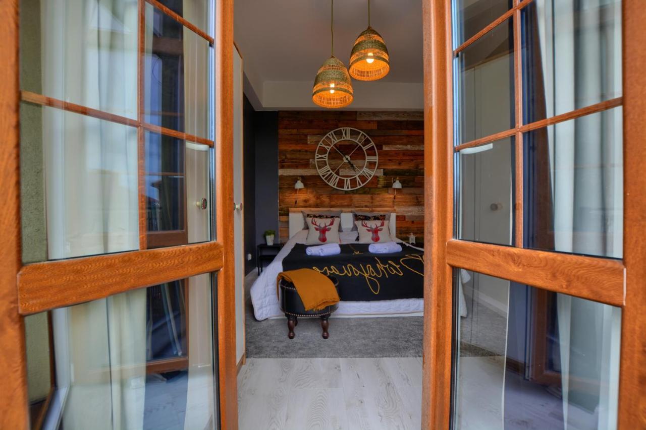 Apartament Fajny Kat Ustrzyki Dolne Exterior foto