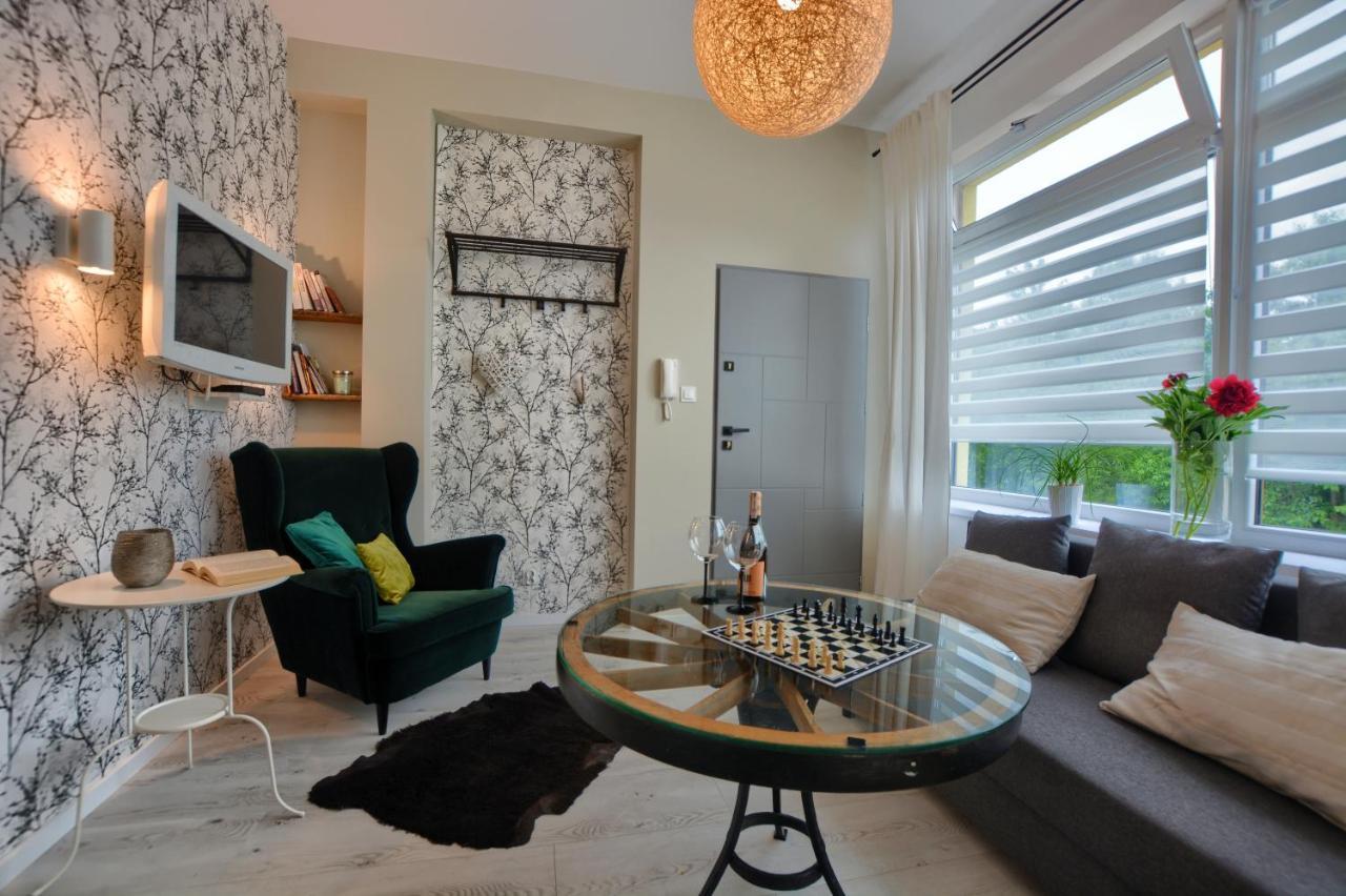 Apartament Fajny Kat Ustrzyki Dolne Exterior foto